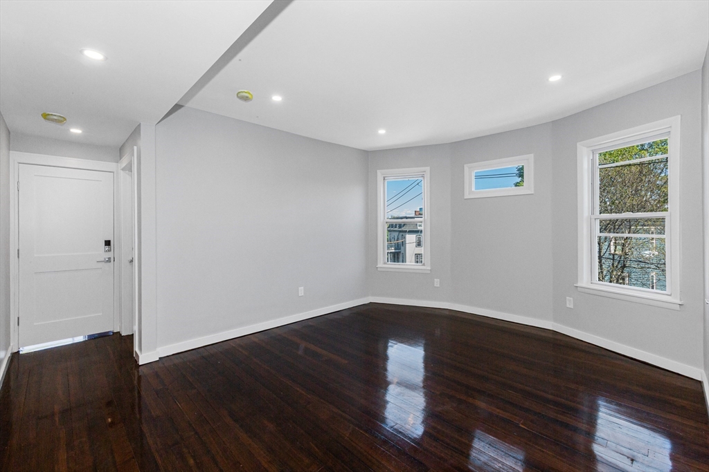 3 bed, 2 bath apartment for rent at 19 Chase St Unit 3, Dorchester — photo 10 of 25