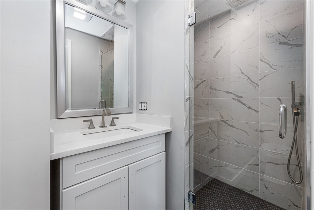 3 bed, 2 bath apartment for rent at 19 Chase St Unit 3R, Dorchester — photo 12 of 20