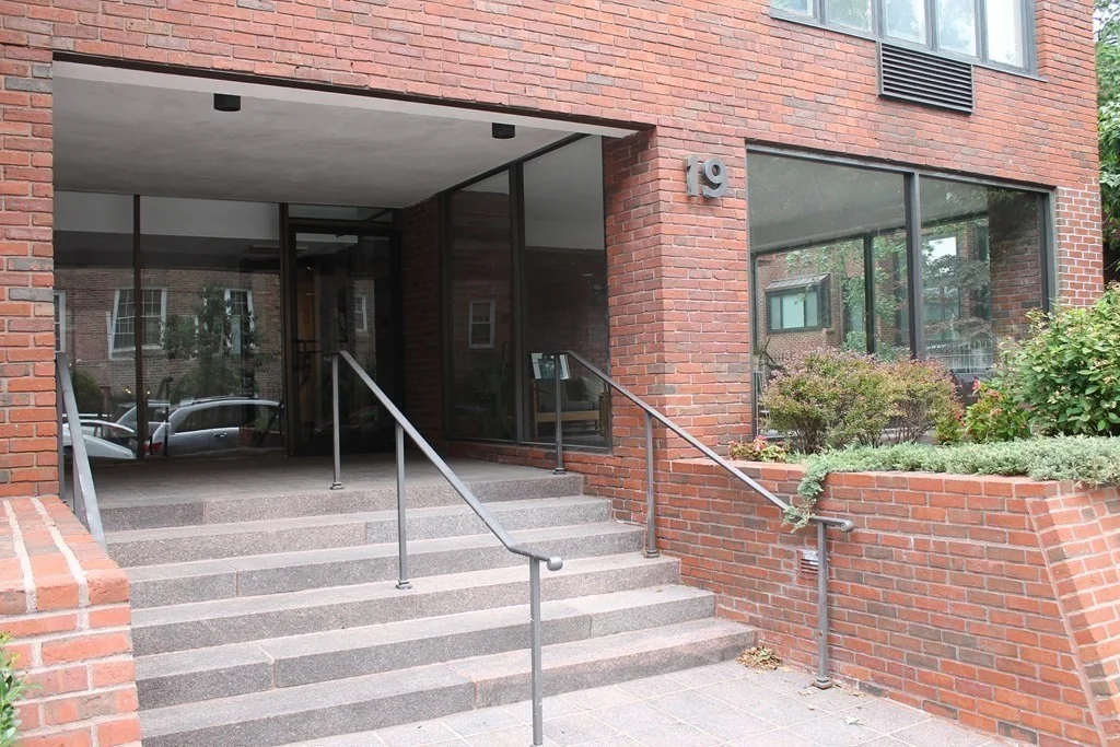 2 bed, 2 bath apartment for rent at 19 Chauncy St Unit 3B, Mid Cambridge — photo 1 of 15