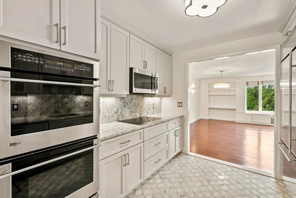 2 bed, 2 bath apartment for rent at 19 Chauncy St Unit 4B, Neighborhood Nine — photo 10 of 26