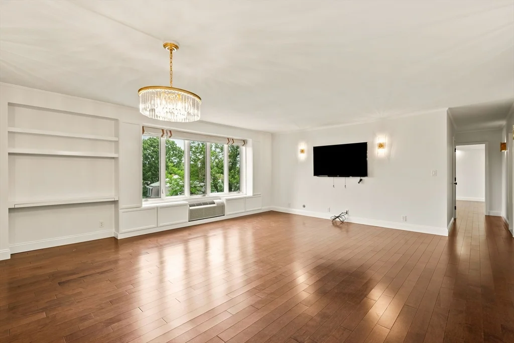2 bed, 2 bath apartment for rent at 19 Chauncy St Unit 4B, Neighborhood Nine