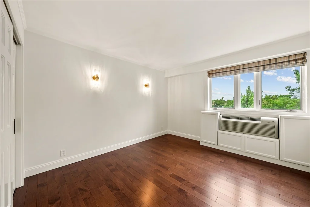 2 bed, 2 bath apartment for rent at 19 Chauncy St Unit 4B, Neighborhood Nine — photo 14 of 26