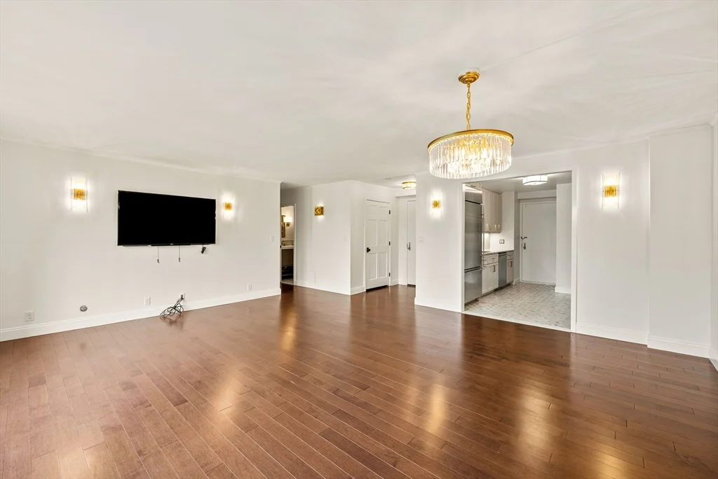 2 bed, 2 bath apartment for rent at 19 Chauncy St Unit 4B, Neighborhood Nine — photo 5 of 26