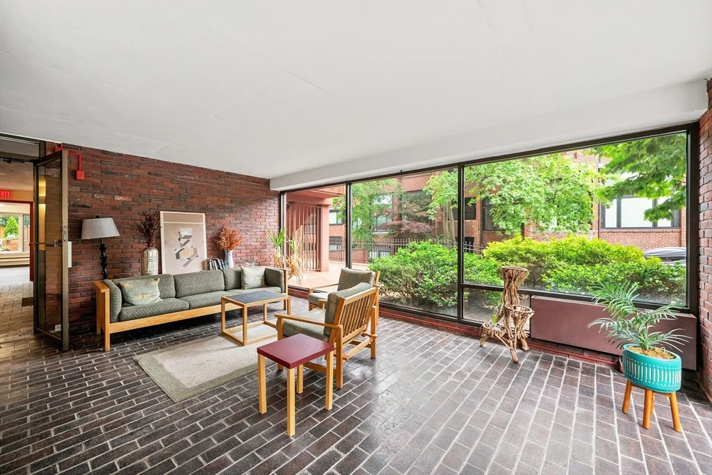 2 bed, 2 bath apartment for rent at 19 Chauncy St Unit 4B, Neighborhood Nine — photo 25 of 26