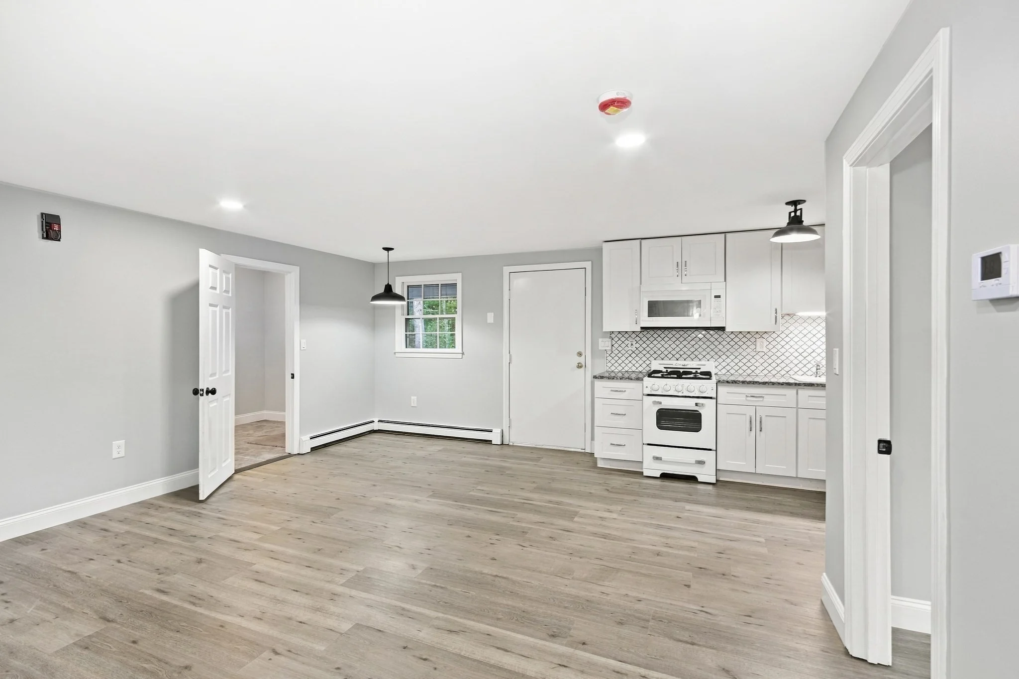 5 bed, 3 bath apartment for rent at 19 Cherry St Unit 19, North Reading — photo 17 of 42