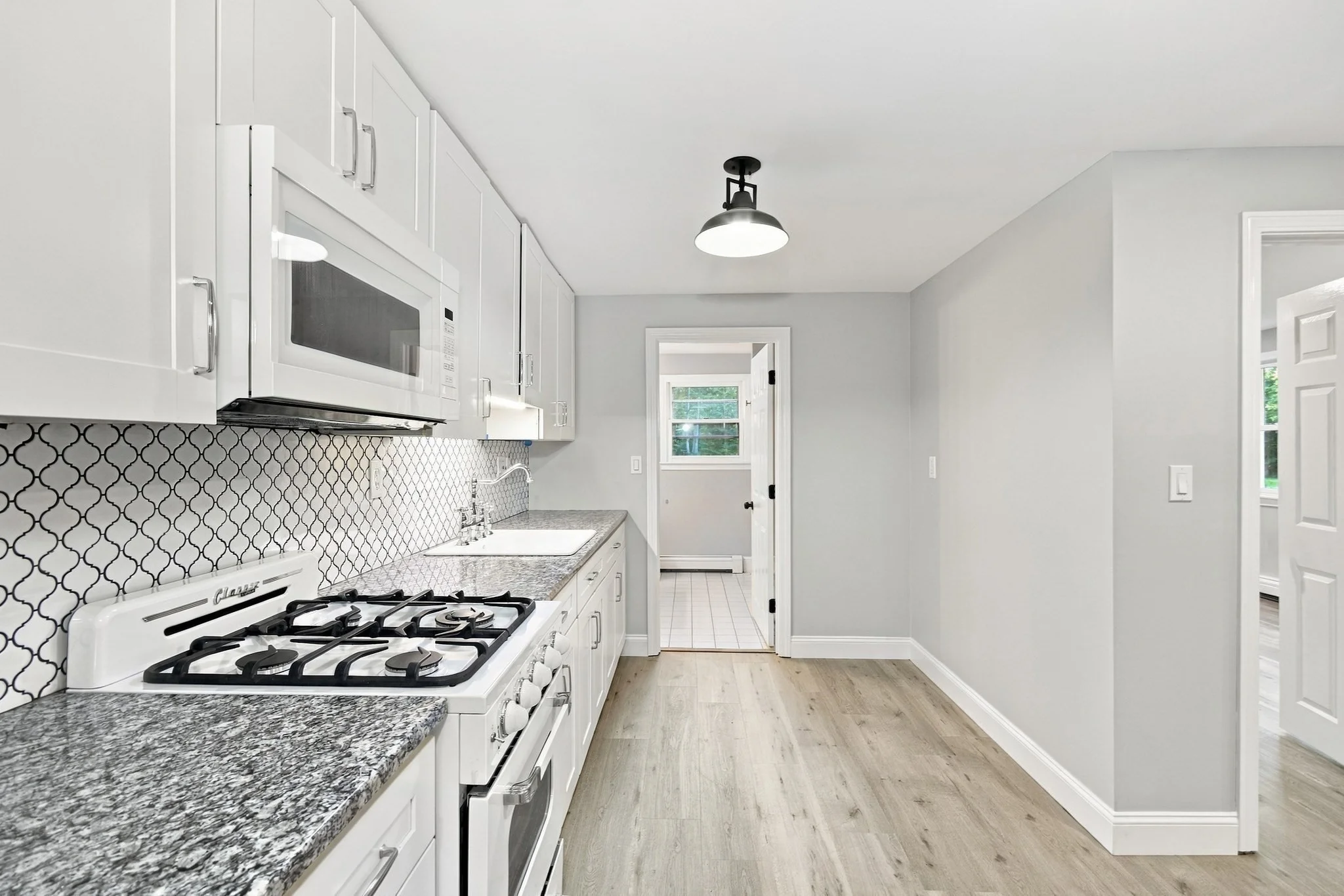 5 bed, 3 bath apartment for rent at 19 Cherry St Unit 19, North Reading — photo 15 of 42