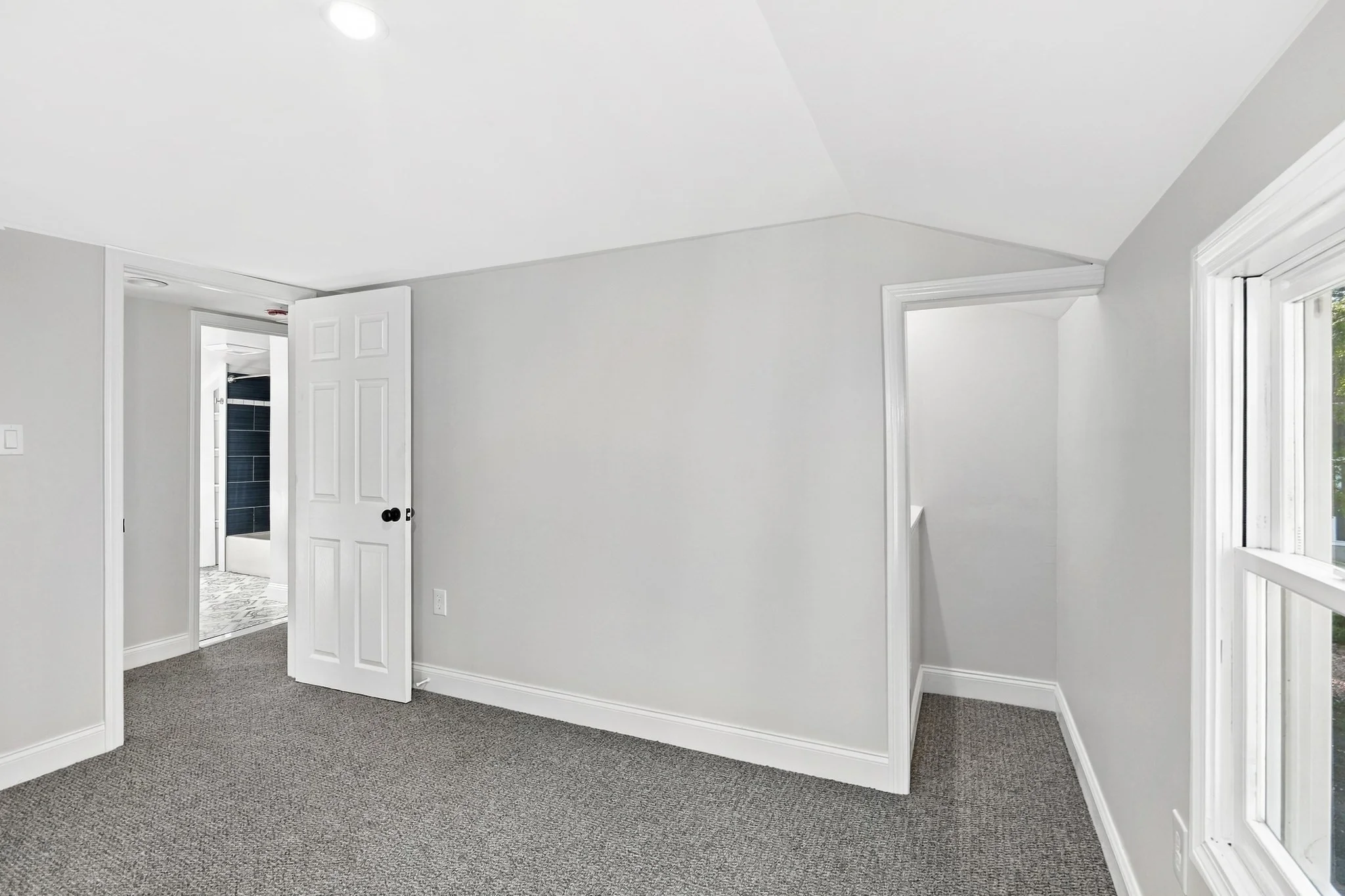 5 bed, 3 bath apartment for rent at 19 Cherry St Unit 19, North Reading — photo 39 of 42