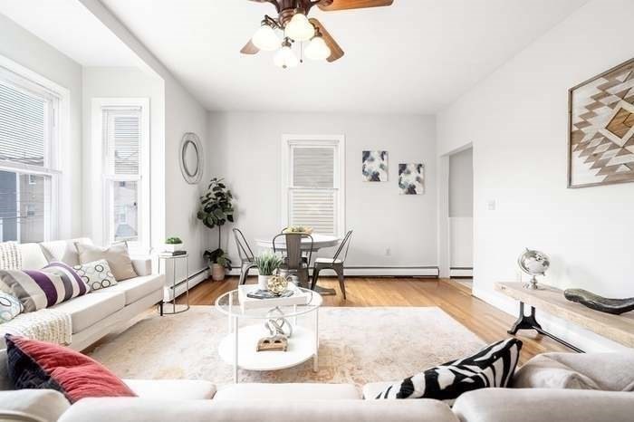 2 bed, 1 bath apartment for rent at 19 Chestnut Unit 2, Jamaica Plain