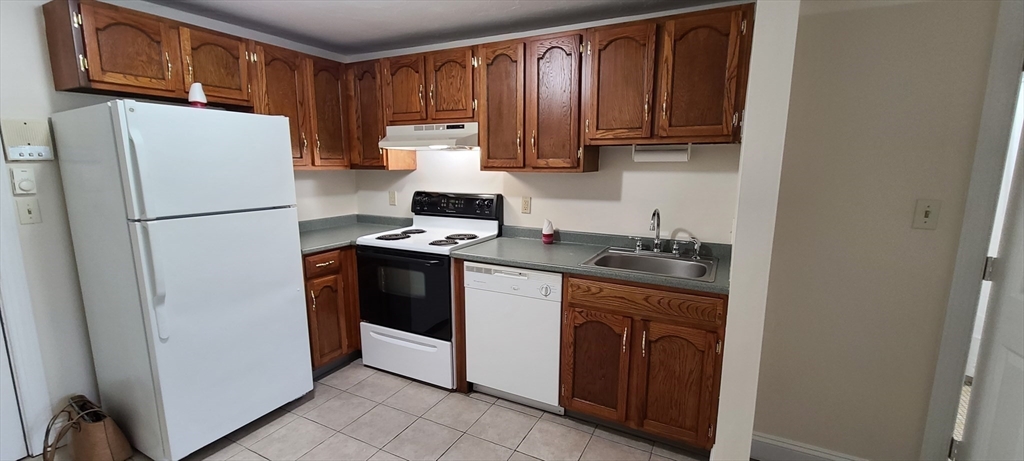 1 bed, 1 bath apartment for rent at 19 Church St Unit A6, North Attleboro — photo 4 of 8