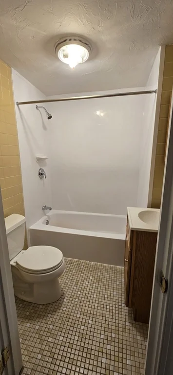 1 bed, 1 bath apartment for rent at 19 Church St Unit A8, North Attleboro — photo 6 of 10