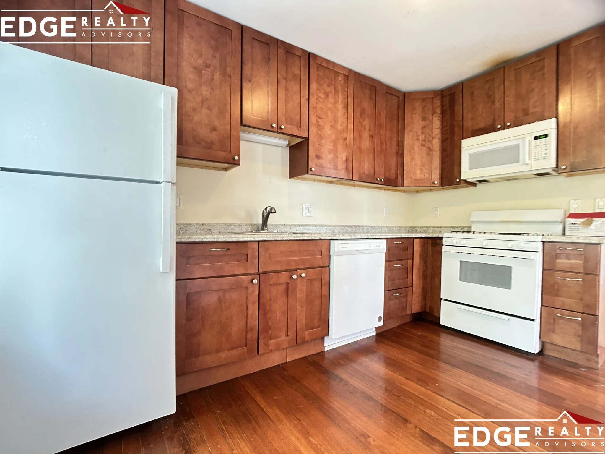 4 bed, 1.5 bath apartment for rent at 19 Claymoss Rd Unit 3, Brighton — photo 9 of 9