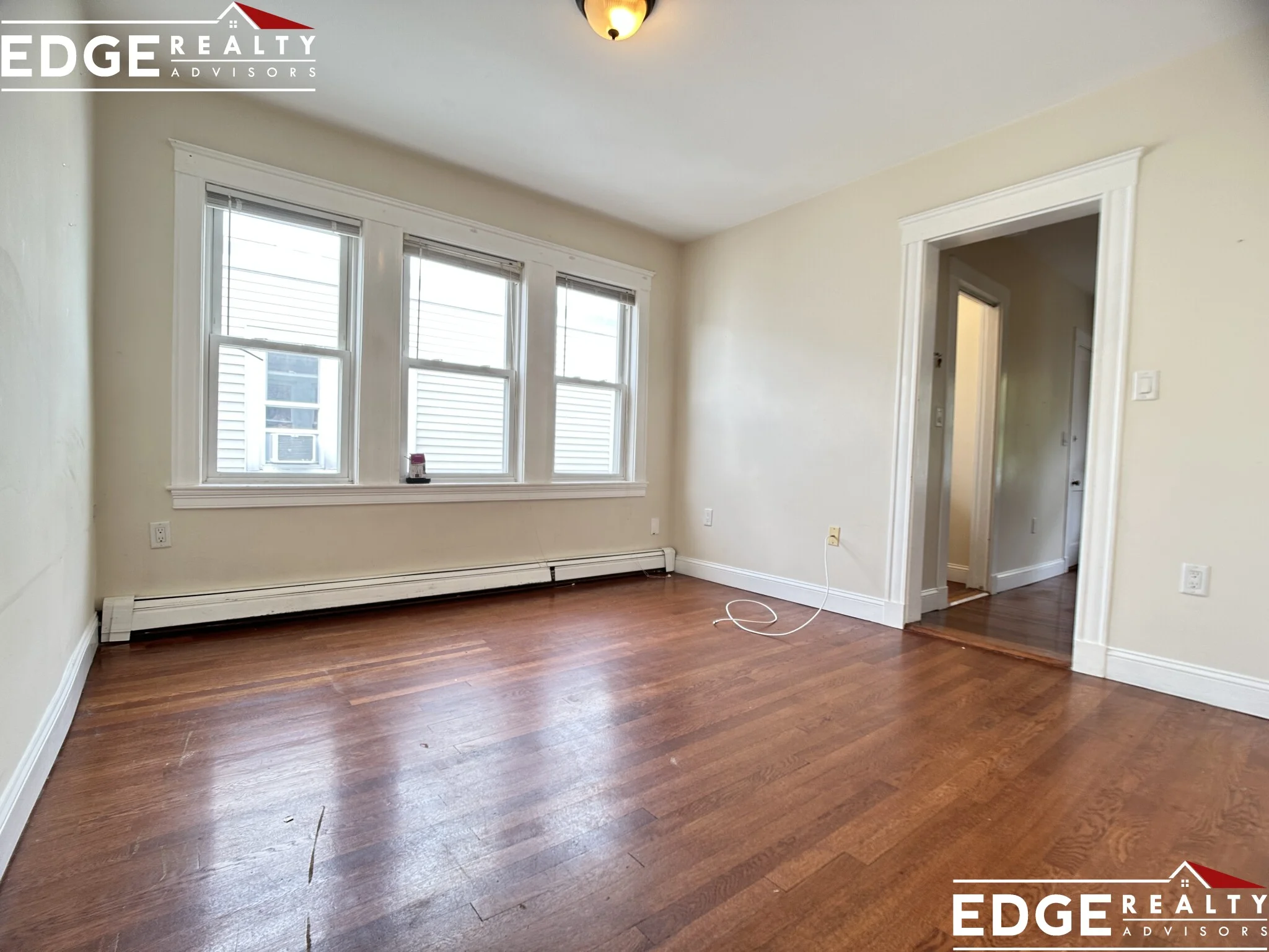 4 bed, 1.5 bath apartment for rent at 19 Claymoss Rd Unit 3, Brighton — photo 7 of 9