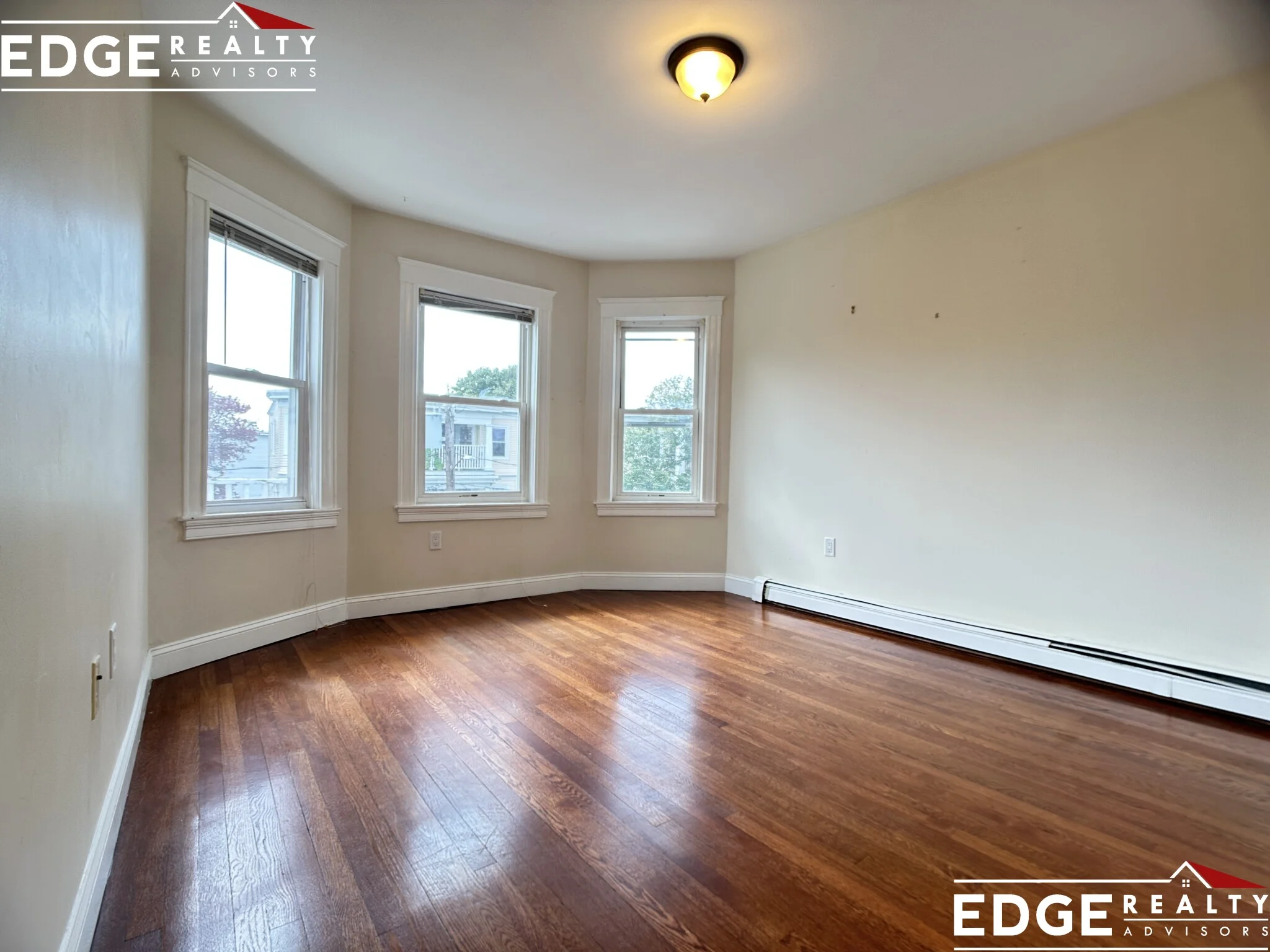 4 bed, 1.5 bath apartment for rent at 19 Claymoss Rd Unit 3, Brighton — photo 6 of 9
