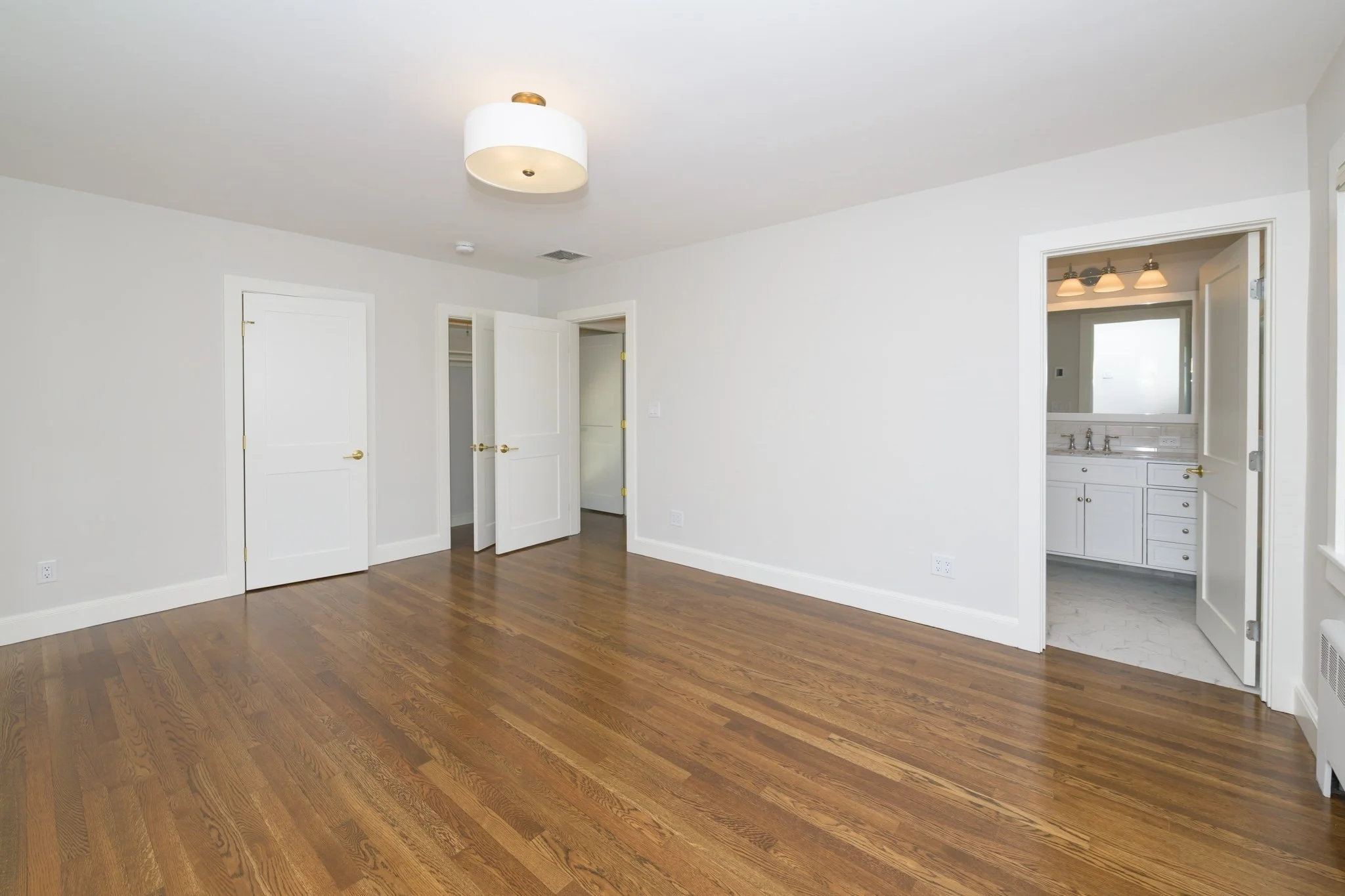 3 bed, 2 bath apartment for rent at 19 Cleveland Rd, Marblehead — photo 17 of 24