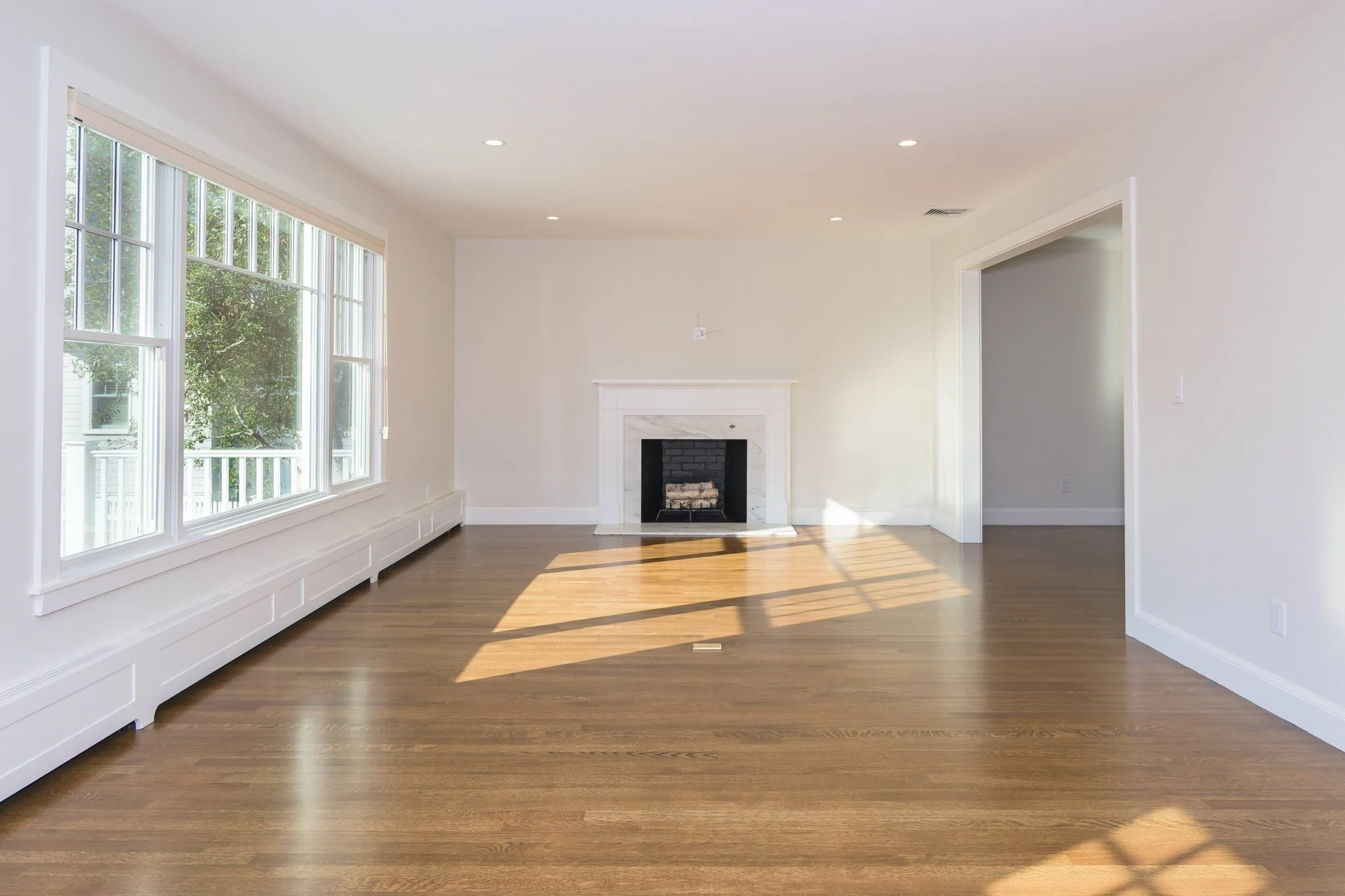 3 bed, 2 bath apartment for rent at 19 Cleveland Rd, Marblehead — photo 3 of 24