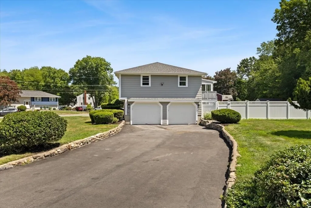 2 bed, 1 bath apartment for rent at 19 Coach Ln Unit 1, Norwood — photo 35 of 40