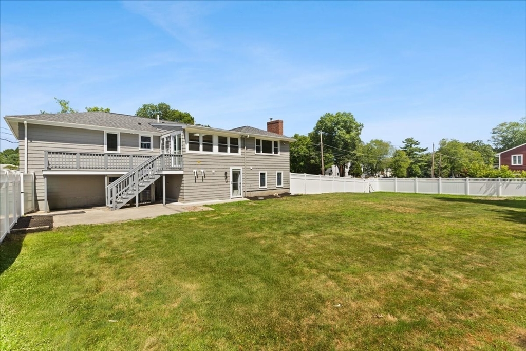 3 bed, 2 bath apartment for rent at 19 Coach Ln Unit 2, Norwood — photo 6 of 42