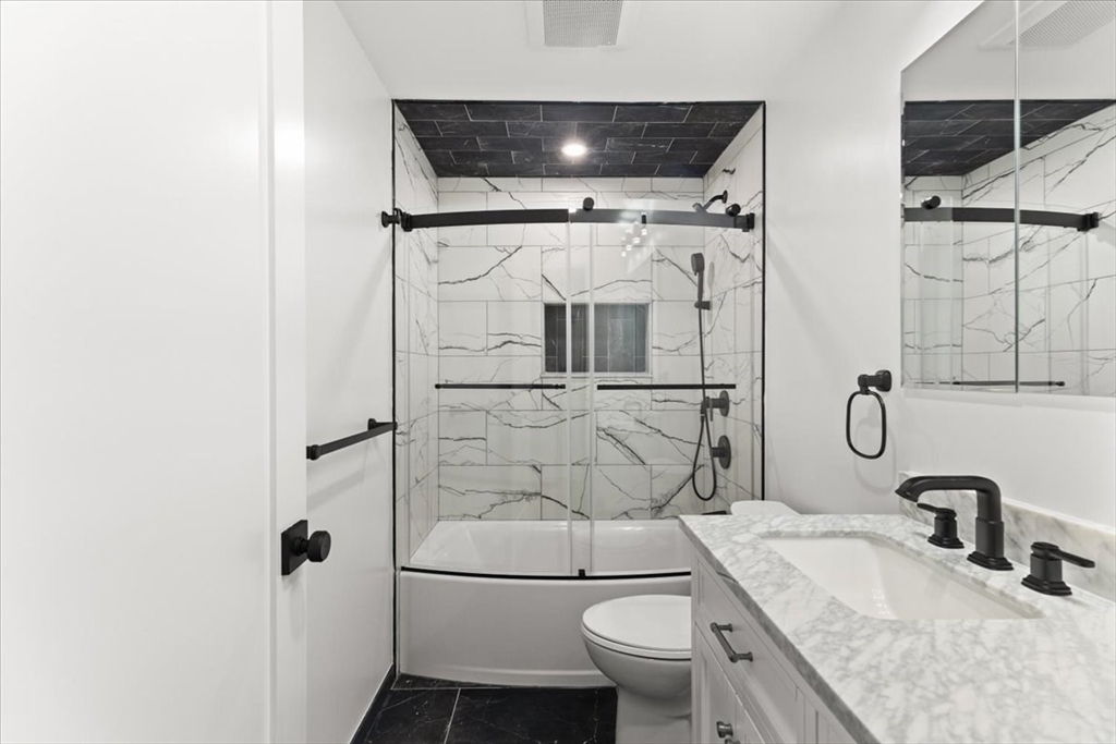 3 bed, 2 bath apartment for rent at 19 Coach Ln Unit 2, Norwood — photo 31 of 42