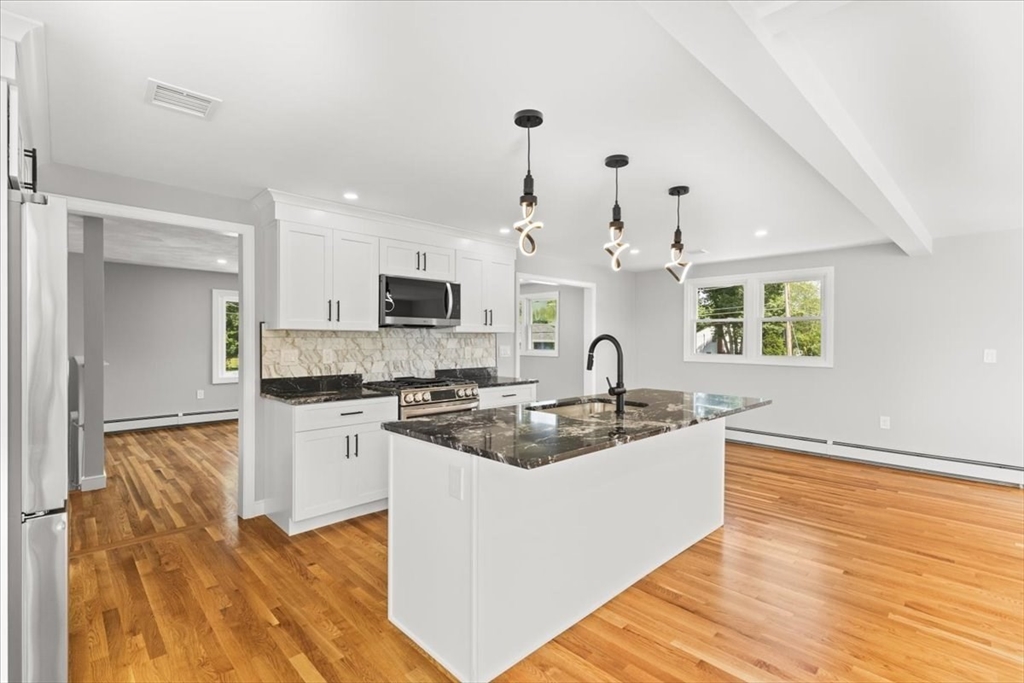 3 bed, 2 bath apartment for rent at 19 Coach Ln Unit 2, Norwood — photo 17 of 42