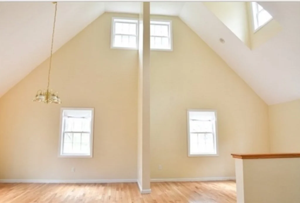 3 bed, 2 bath apartment for rent at 19 Collins Rd, Northborough — photo 7 of 19