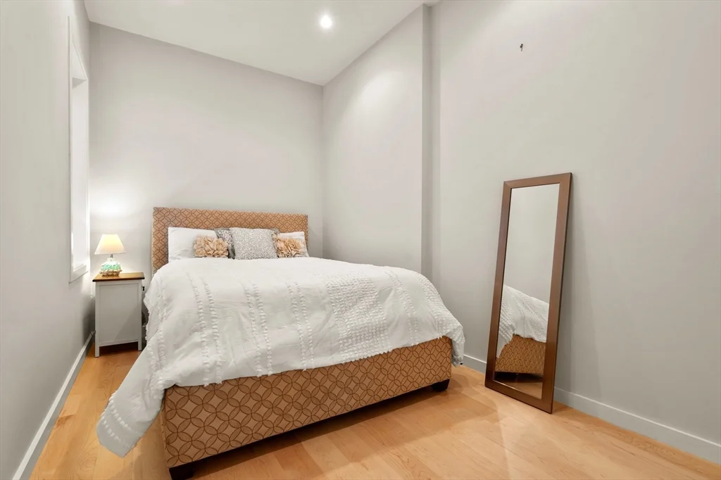 2 bed, 1 bath apartment for rent at 19 Cooper St Unit 1, North End — photo 7 of 12