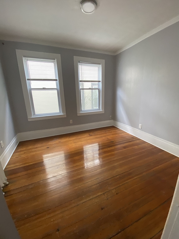 3 bed, 2 bath apartment for rent at 19 Coral Av Unit 2, Winthrop — photo 14 of 16