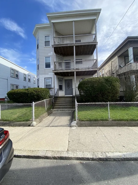 3 bed, 2 bath apartment for rent at 19 Coral Ave Unit 1, Winthrop