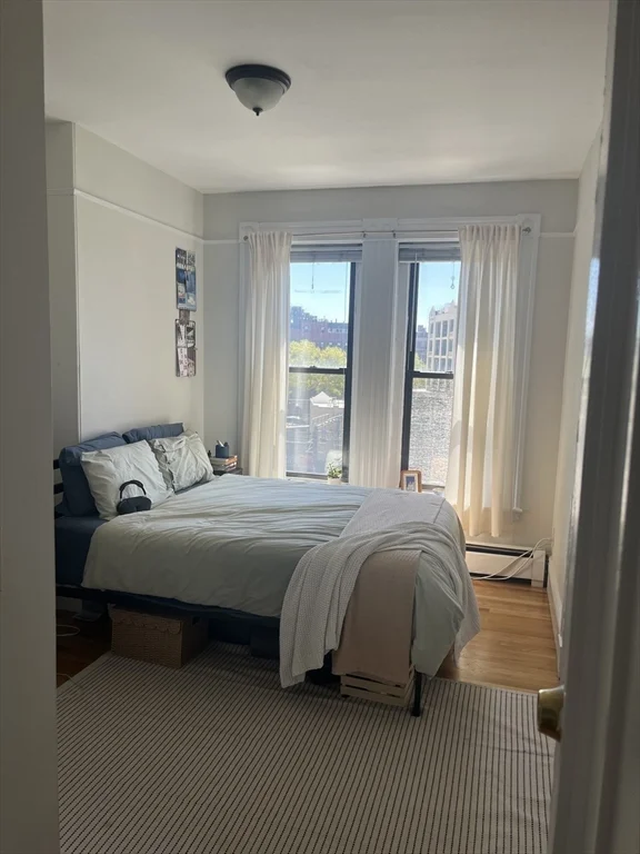2 bed, 1 bath apartment for rent at 19 Cortes St Unit 10, Bay Village — photo 6 of 9