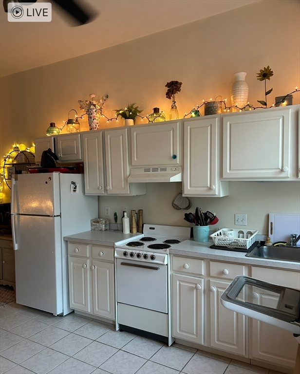 1 bed, 1 bath apartment for rent at 19 Court St Unit 2D, Plymouth — photo 3 of 9