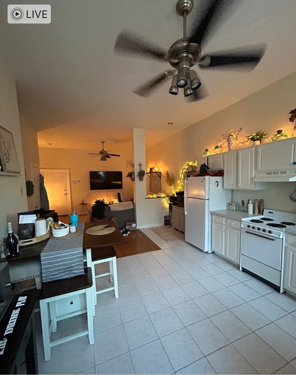 1 bed, 1 bath apartment for rent at 19 Court St Unit 2D, Plymouth — photo 7 of 9