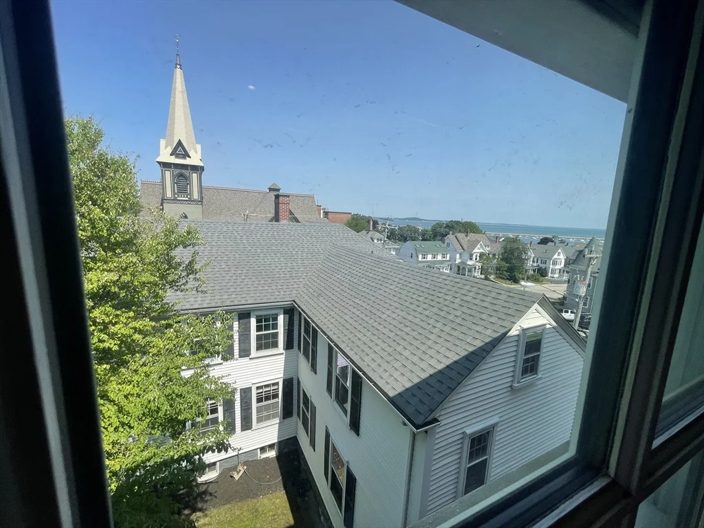 1 bed, 1 bath apartment for rent at 19 Court St Unit 3A, Plymouth — photo 4 of 9
