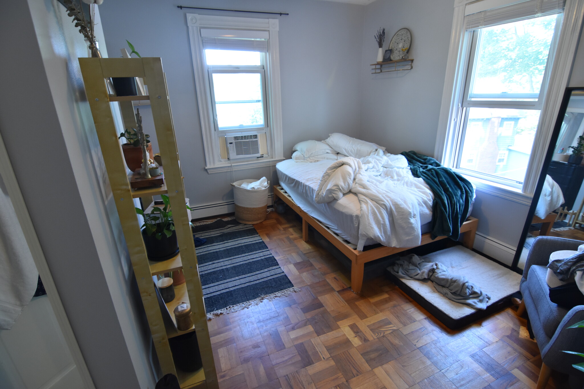 3 bed, 1 bath apartment for rent at 19 Craig Pl Unit 3, Coolidge Corner — photo 5 of 14