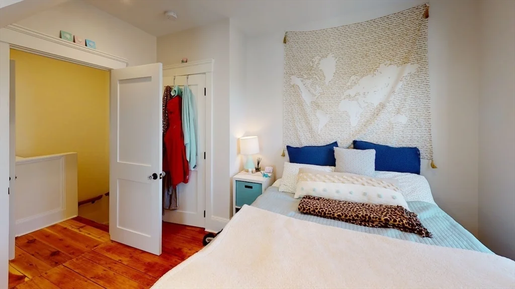 5 bed, 4+ bath apartment for rent at 19 Creighton St Unit SF, North Cambridge — photo 27 of 40
