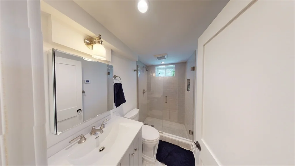 5 bed, 4+ bath apartment for rent at 19 Creighton St Unit SF, North Cambridge — photo 19 of 40