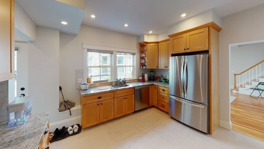 5 bed, 4+ bath apartment for rent at 19 Creighton St Unit SF, North Cambridge — photo 2 of 40