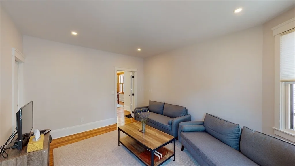 5 bed, 4+ bath apartment for rent at 19 Creighton St Unit SF, North Cambridge — photo 12 of 40