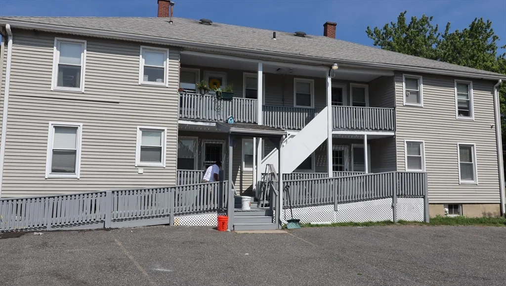 3 bed, 1 bath apartment for rent at 19 Cross St Unit 1R, South Grafton — photo 19 of 20