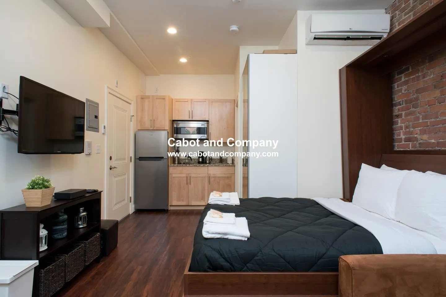 Studio bed, 1 bath apartment for rent at 19 Cumberland St Unit 8A, Back Bay — photo 1 of 9