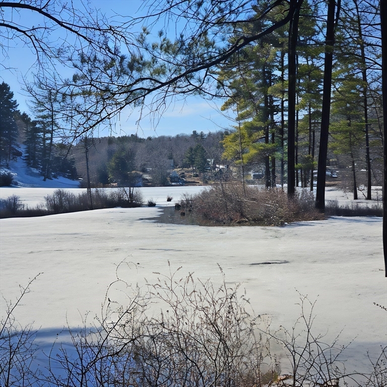 2 bed, 1 bath apartment for rent at 19 East Rd Unit 1, Wachusett Lake — photo 12 of 13