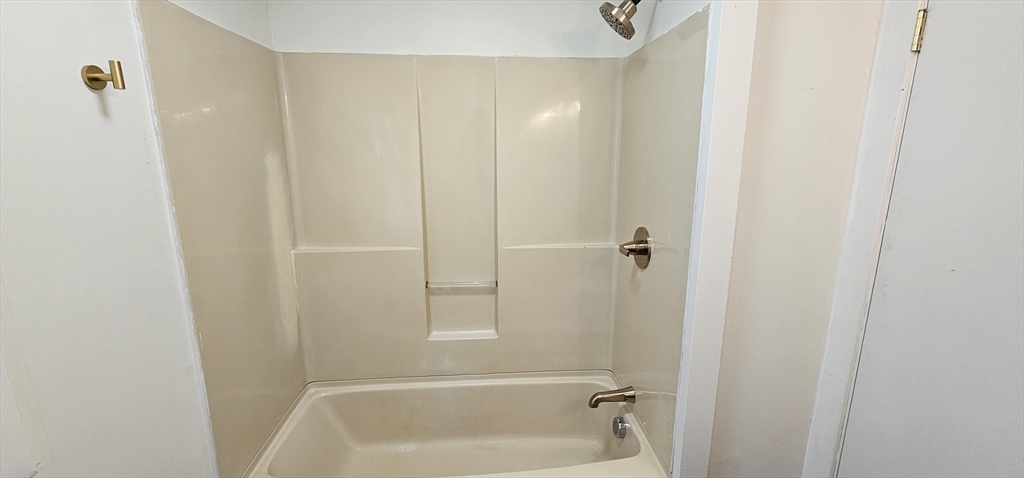 2 bed, 1 bath apartment for rent at 19 East Rd Unit 1, Wachusett Lake — photo 6 of 13