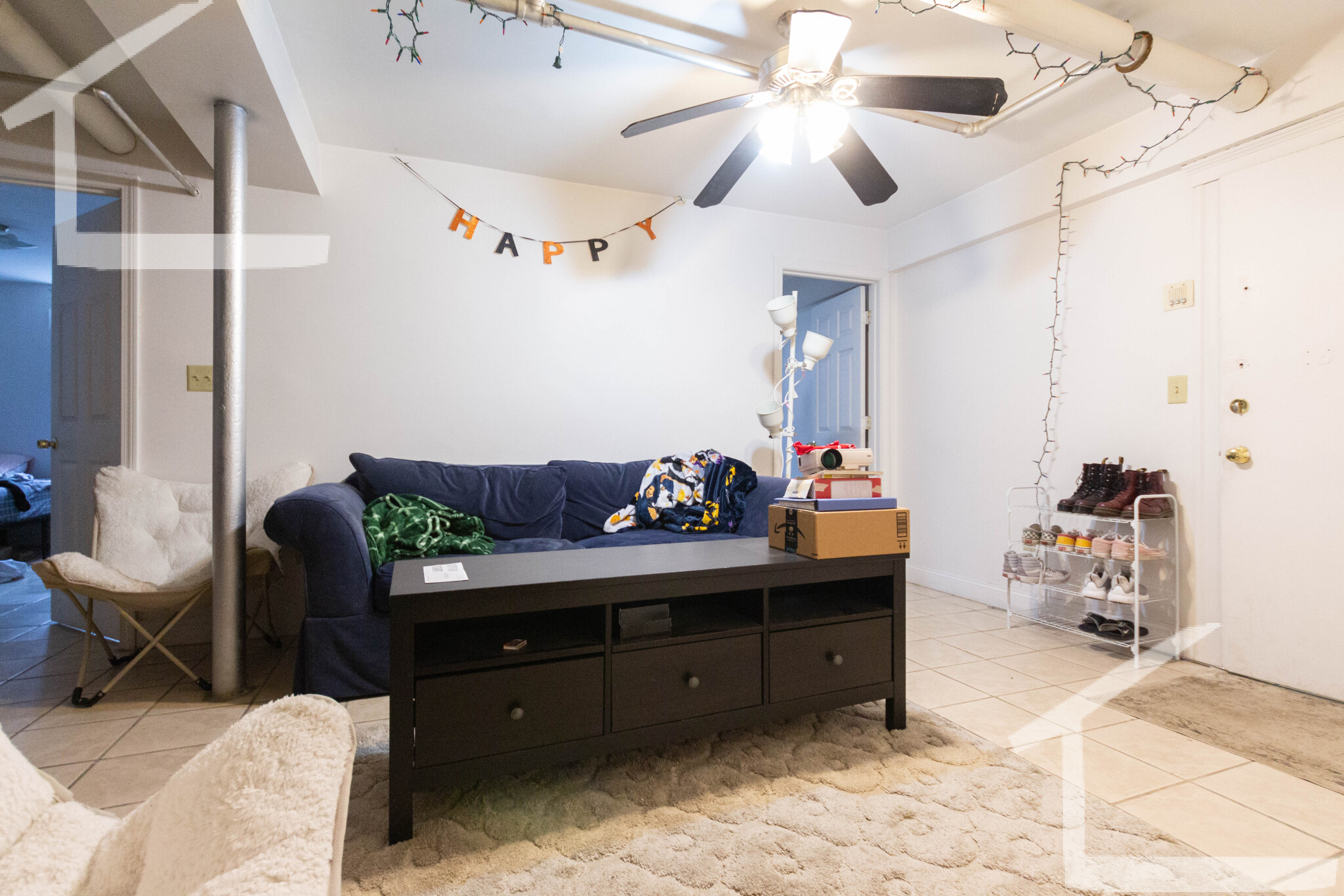 3 bed, 2 bath apartment for rent at 19 Egremont Rd Unit B, Brighton — photo 1 of 8
