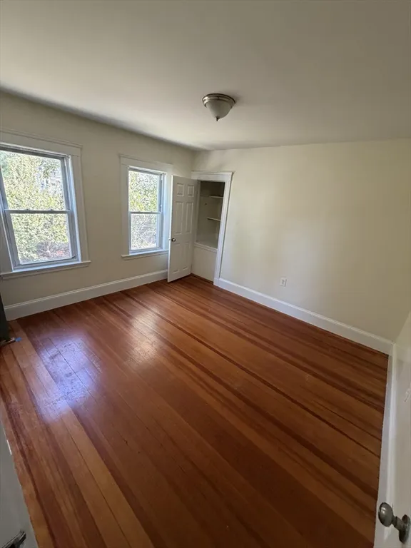 3 bed, 1 bath apartment for rent at 19 Eliot St Unit 19, South Medford — photo 6 of 9