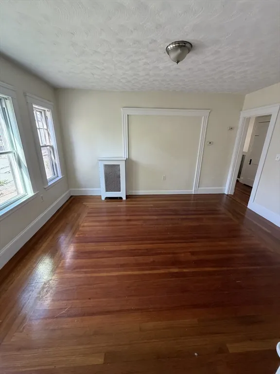 3 bed, 1 bath apartment for rent at 19 Eliot St Unit 19, South Medford — photo 2 of 9