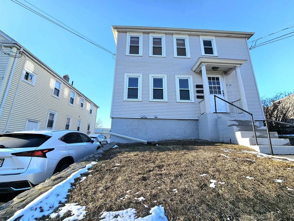 2 bed, 1 bath apartment for rent at 19 Elliot St Unit 19, Newton — photo 13 of 14