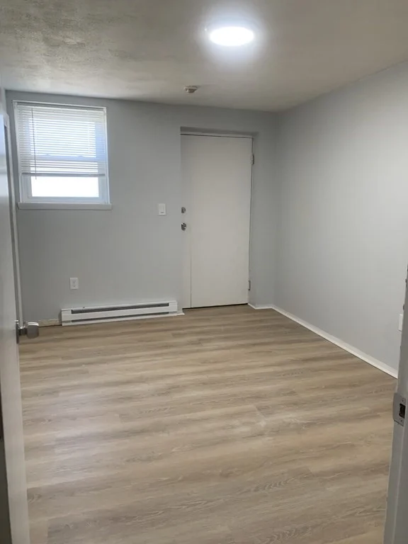2 bed, 1 bath apartment for rent at 19 Elmwood Park Unit 5, Quincy — photo 2 of 6