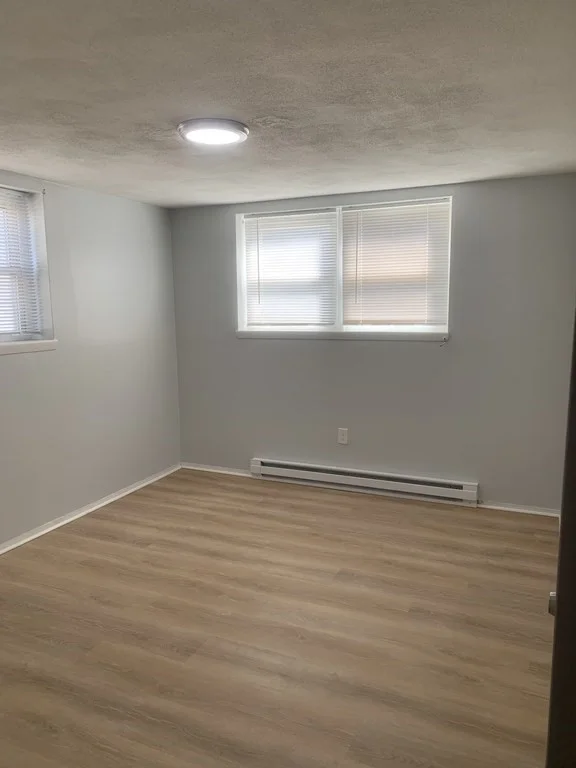 2 bed, 1 bath apartment for rent at 19 Elmwood Park Unit 5, Quincy — photo 3 of 6