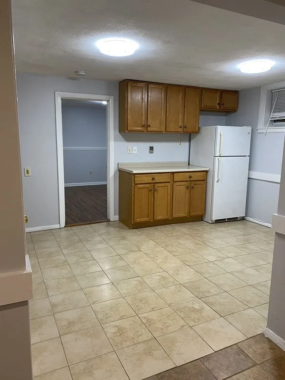 1 bed, 1 bath apartment for rent at 19 Elmwood Park Unit 6, Quincy — photo 5 of 9