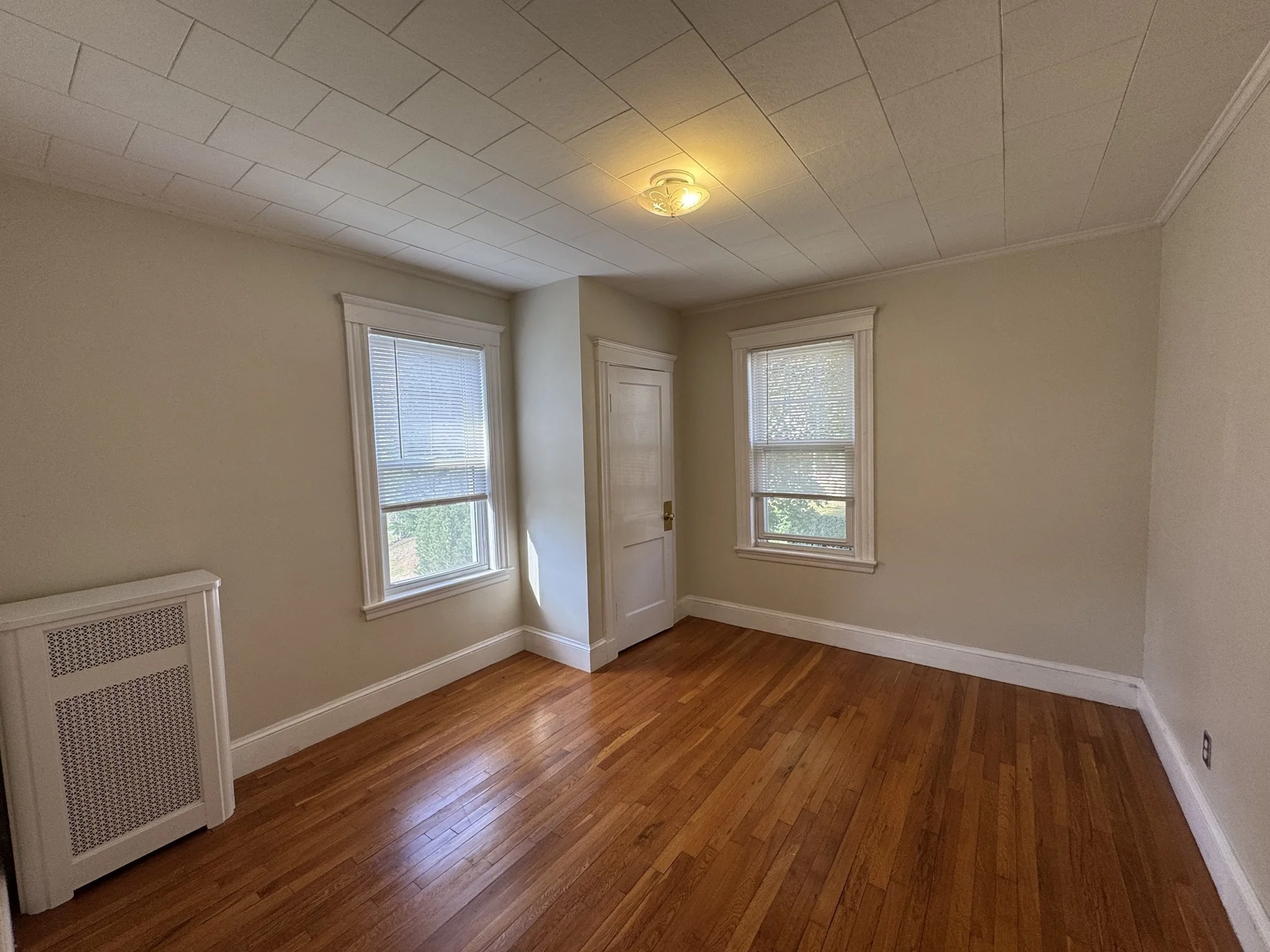 3 bed, 1 bath apartment for rent at 19 Everdean St Unit 2, Dorchester — photo 5 of 19
