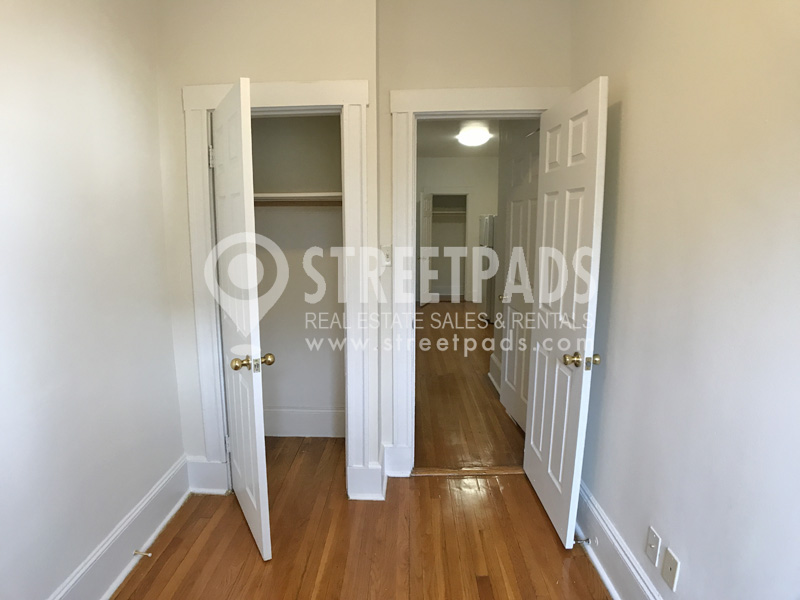 2 bed, 1 bath apartment for rent at 19 Fairbanks St Unit 21, Griggs Park — photo 10 of 19
