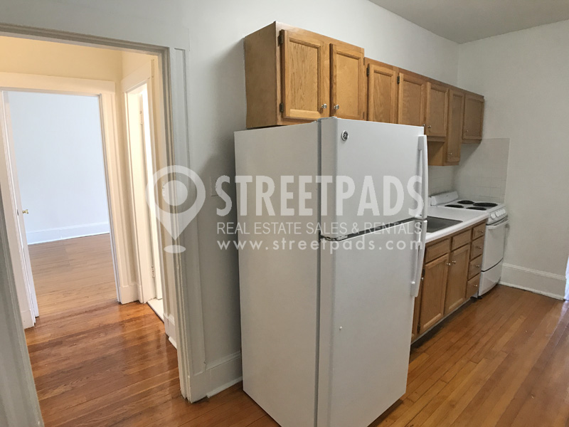 2 bed, 1 bath apartment for rent at 19 Fairbanks St Unit 21, Griggs Park — photo 7 of 19